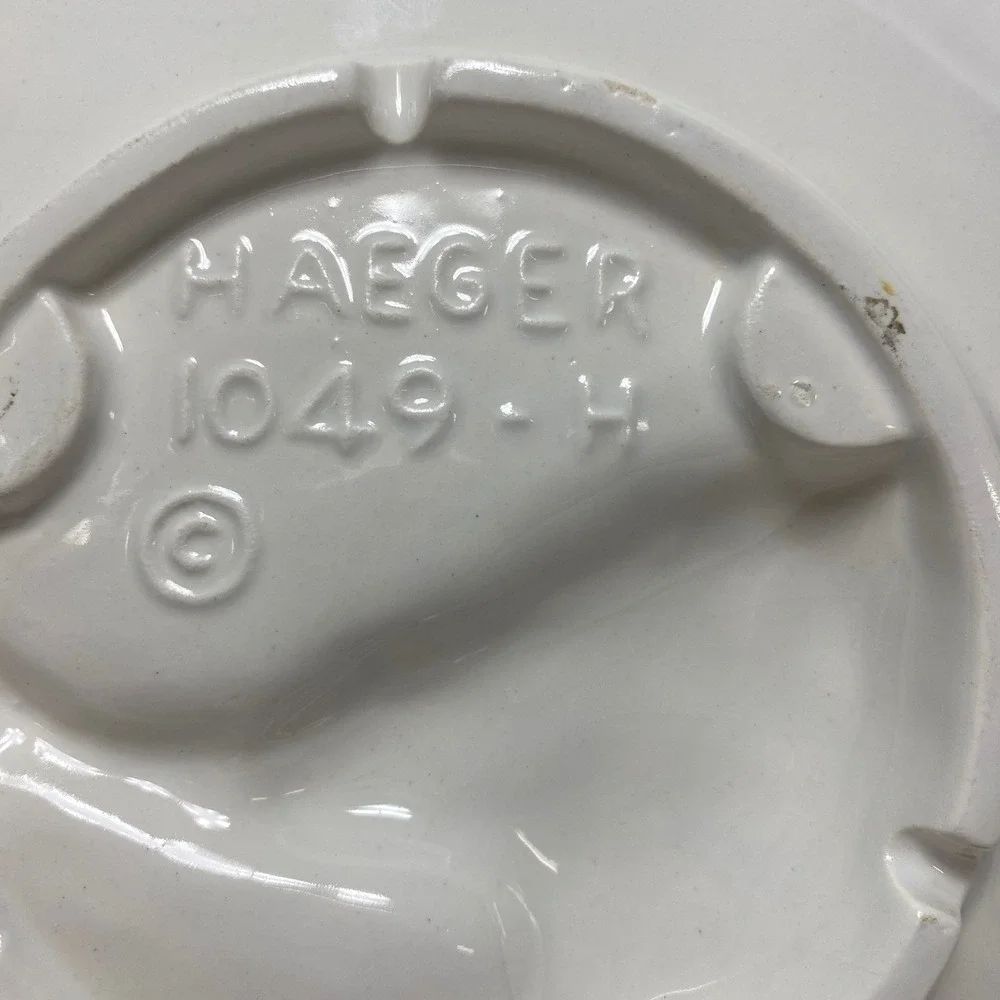 VTG Haeger Embossed Duck Goose White Plate Gold Tone Accent Decorative‎ Wall Art